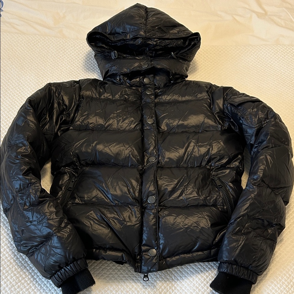 Roots Glossy Black Hooded Puffer Jacket